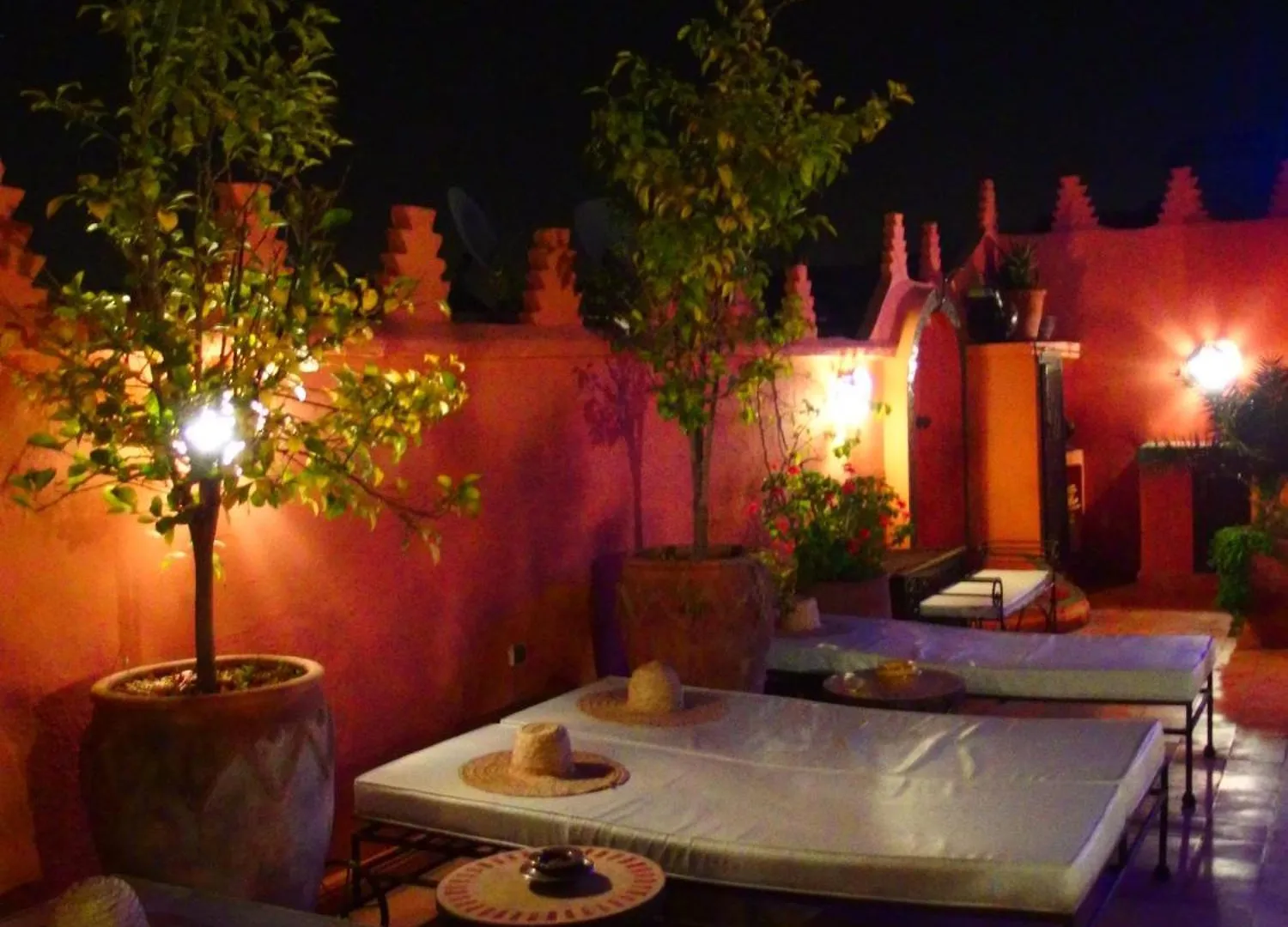 Riad Les Nuits De Marrakech Otel Marakeş