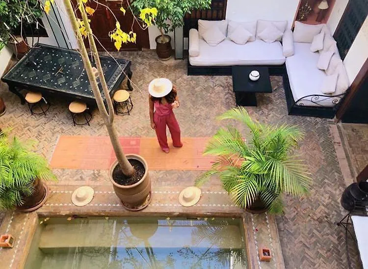 Riad Les Nuits De Marrakech Otel Marakeş