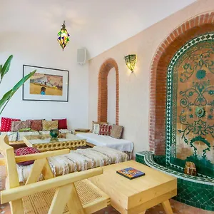 2* Riad Riad Helen