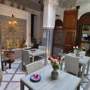 https://riad-adarissa.hotelfesmorocco.com